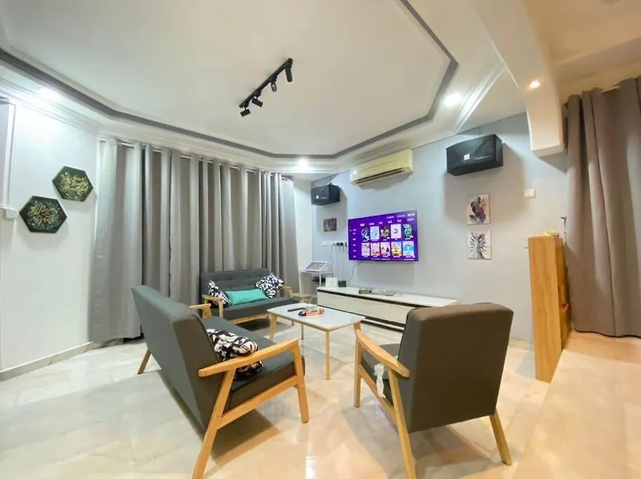 Home In Johor Bahru Near By Paradigm Mall Jb 0*,